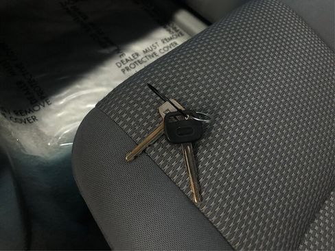 Used 2005 Toyota Tacoma 2WD Regular Cab image 19