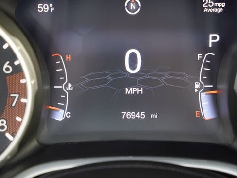 Certified 2019 Jeep Compass Limited image 34