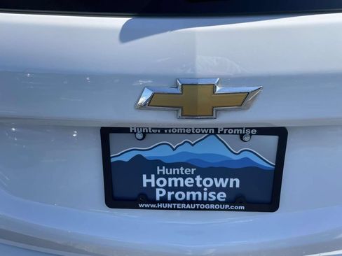 Certified 2024 Chevrolet Equinox LS FWD image 12