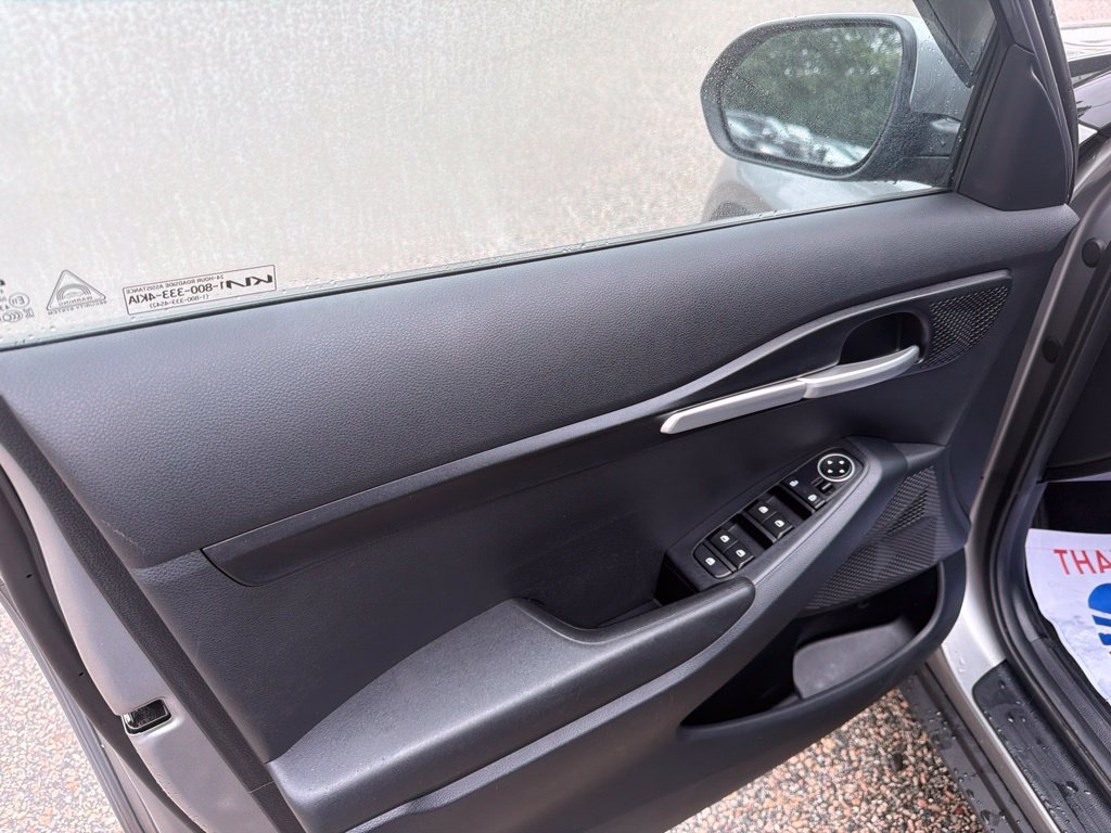 Used 2023 Kia Seltos LX AWD/4WD image 30