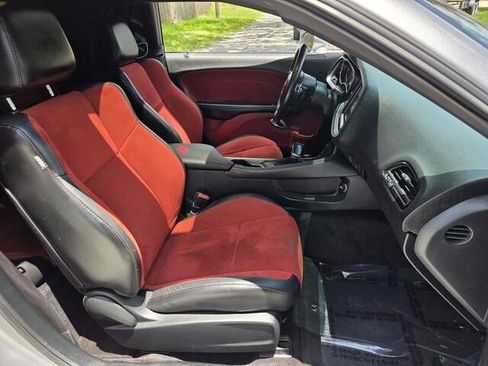 Used 2018 Dodge Challenger R/T Plus RWD image 23