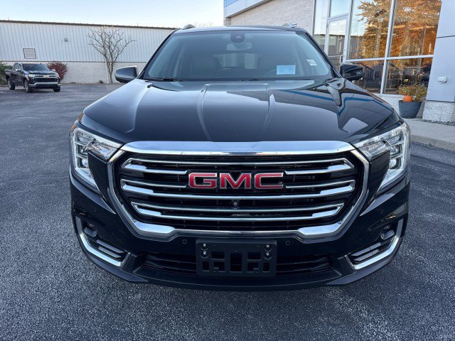 Used 2023 GMC Terrain SLT w/ Tech Package FWD image 8