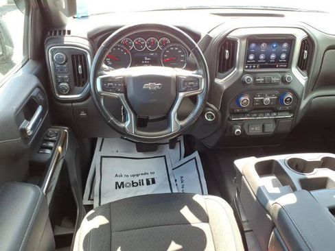 Used 2020 Chevrolet Silverado 1500 RST AWD/4WD image 11