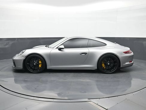 Used 2018 Porsche 911 GT3 RWD image 2