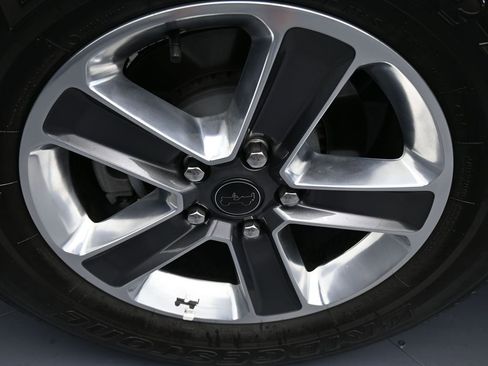 Used 2024 Jeep Gladiator Sport w/ Premium Package image 42