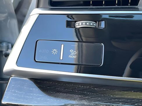 Used 2023 Audi Q7 3.0T Prestige image 50