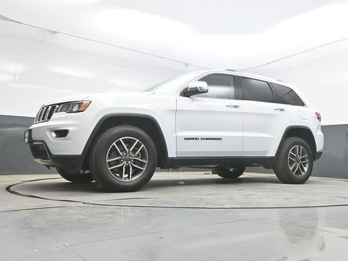 Used 2021 Jeep Grand Cherokee Limited AWD/4WD image 35