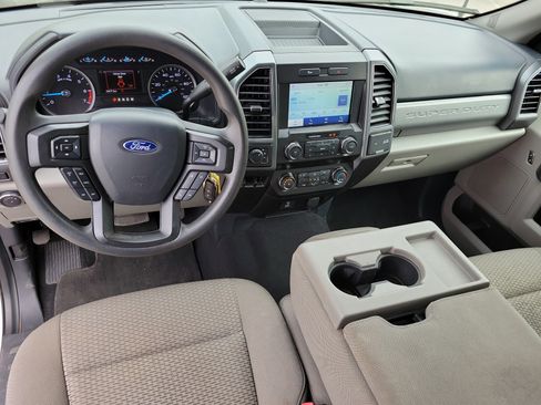 Used 2022 Ford F250 XLT w/ XLT Premium Package image 14