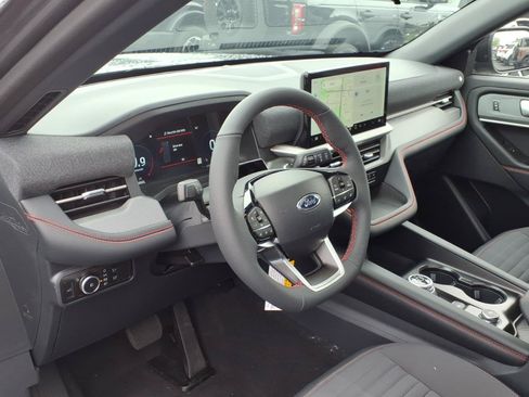 New 2026 Ford Explorer ST-Line AWD/4WD image 5