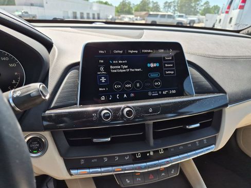 Certified 2025 Cadillac CT4 Luxury RWD image 13