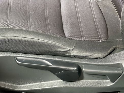 Used 2021 Honda CR-V LX image 15