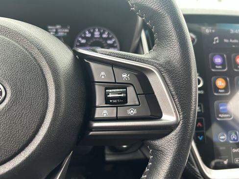 Used 2020 Subaru Outback Limited image 16