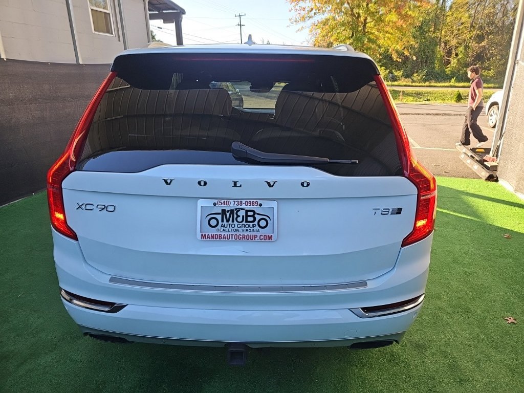 Used 2017 Volvo XC90 T8 Inscription w/ Vision Package AWD/4WD image 4