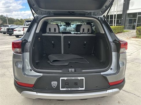 Used 2024 Chevrolet TrailBlazer LT w/ Driver Confidence Package image 21