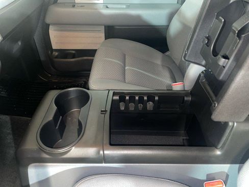 Used 2011 Ford F150 XLT w/ XLT Chrome Pkg image 23