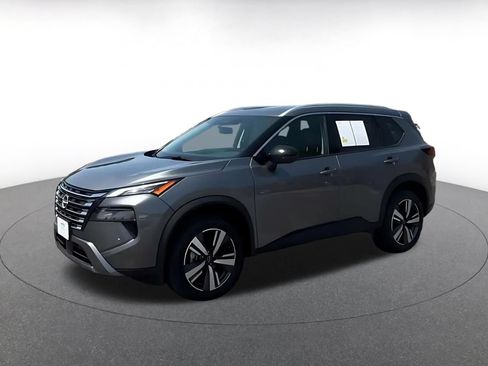 Used 2026 Nissan Rogue SL AWD/4WD image 7
