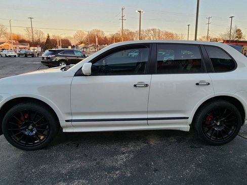 Used 2010 Porsche Cayenne GTS image 20