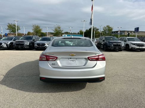 Used 2020 Chevrolet Malibu LT image 12