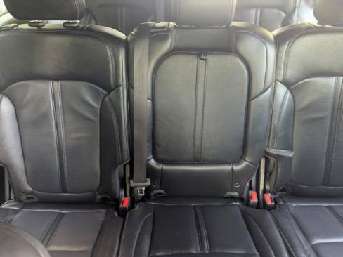 Used 2023 Jeep Wagoneer L Series II image 25