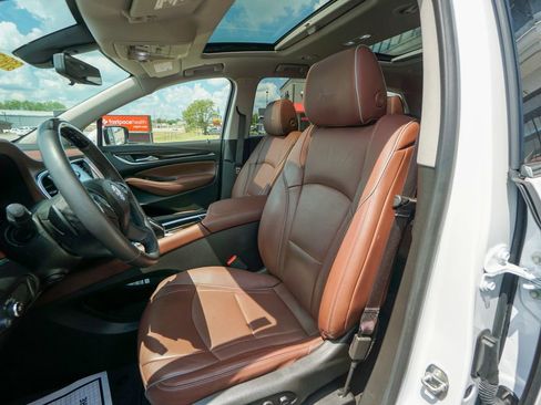 Used 2021 Buick Enclave Avenir w/ Avenir Technology Package image 15