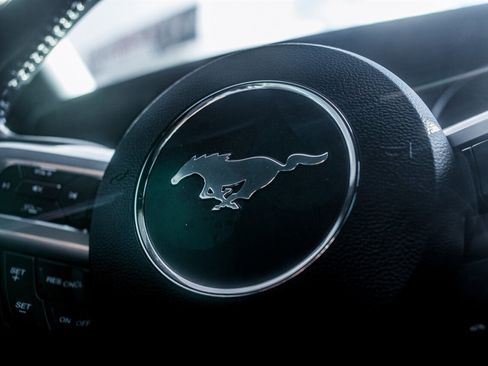 Used 2021 Ford Mustang Premium image 19