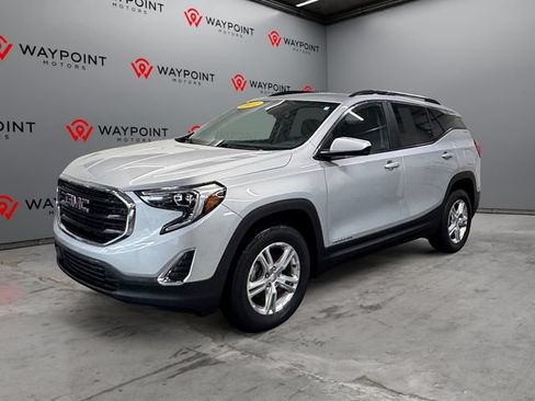 Used 2021 GMC Terrain SLE w/ Driver Convenience Package AWD/4WD image 10