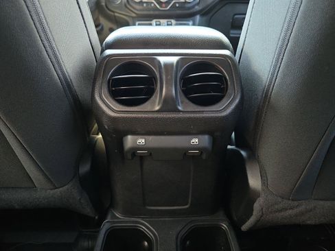 Used 2020 Jeep Wrangler Unlimited Sport S AWD/4WD image 19