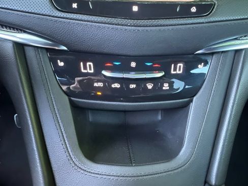 Used 2020 Cadillac XT5 Sportv AWD/4WD image 24