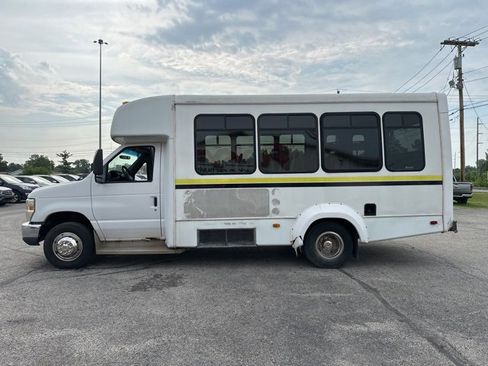 Used 2008 Ford E-350 and Econoline 350 Super Duty image 4