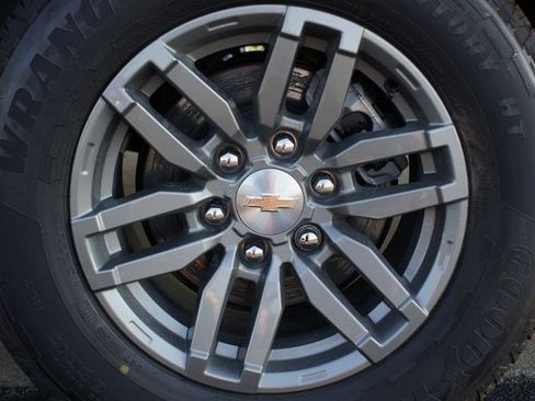 New 2026 Chevrolet Colorado LT image 9