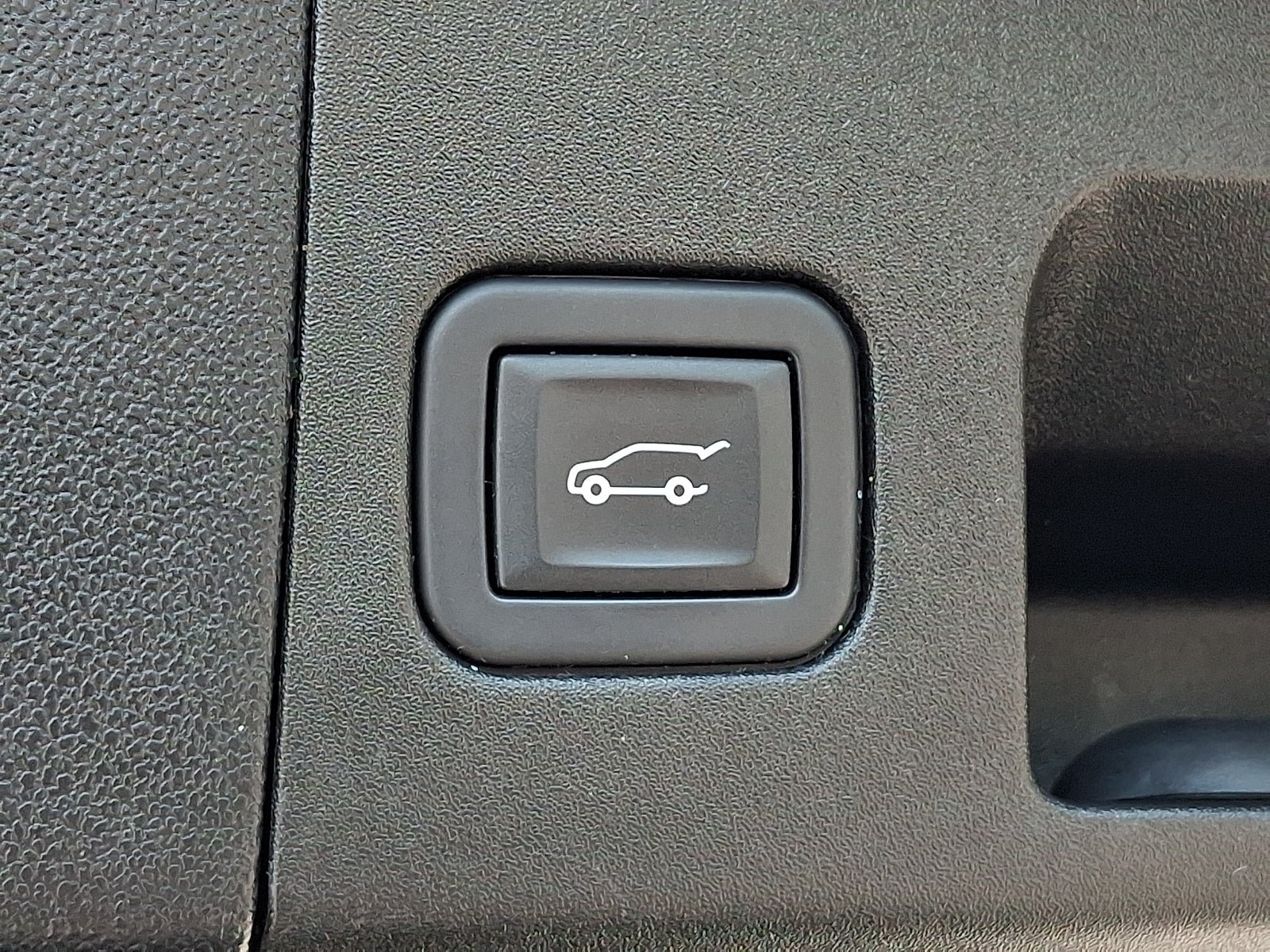 Certified 2023 Cadillac XT5 Premium Luxury AWD/4WD image 25