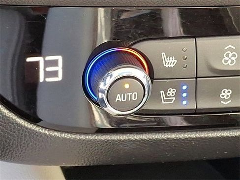 Used 2023 Buick Enclave Premium w/ Experience Buick Package image 23