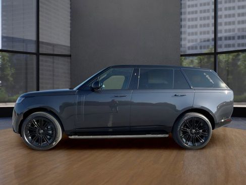 New 2025 Land Rover Range Rover Long Wheelbase SE image 5