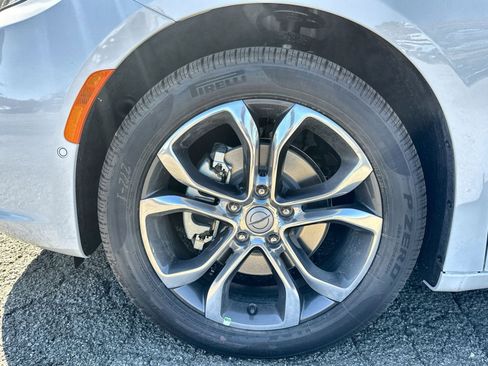 New 2026 Chrysler Pacifica Pinnacle image 12