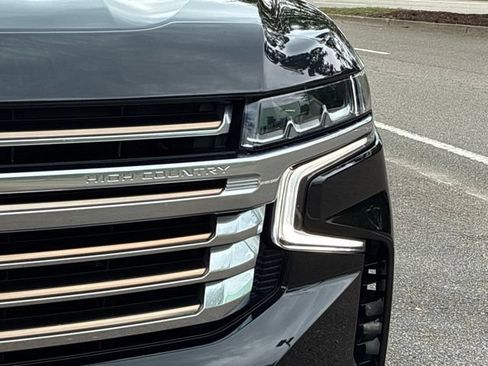 Used 2021 Chevrolet Suburban High Country AWD/4WD image 10