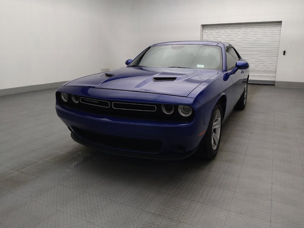 Used 2018 Dodge Challenger SXT RWD image 15