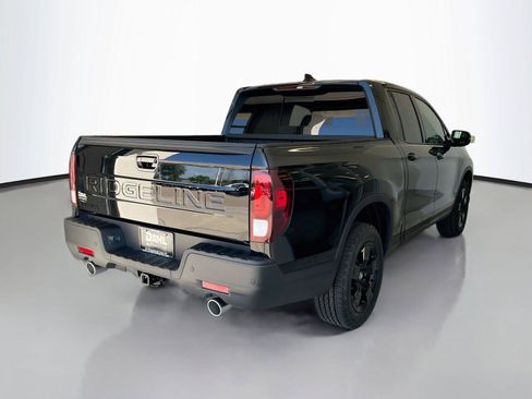 New 2026 Honda Ridgeline Black Edition image 13