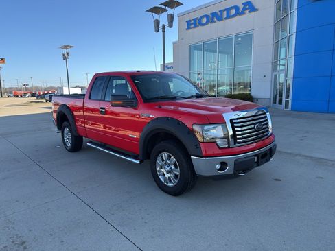 Used 2012 Ford F150 XLT w/ XLT Chrome Pkg image 3
