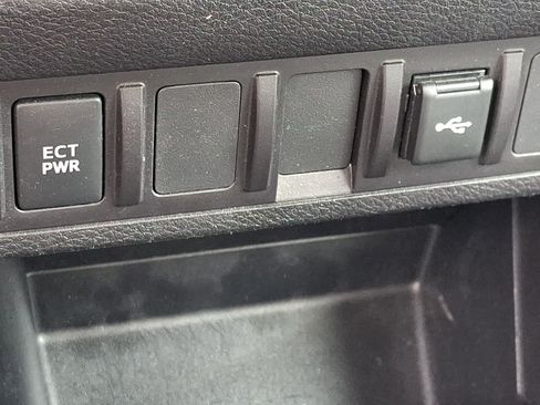 Used 2022 Toyota Tacoma SR w/ SR Convenience Package RWD image 26