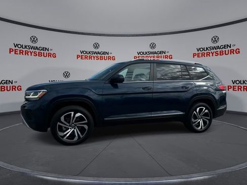 Used 2023 Volkswagen Atlas SEL AWD/4WD image 4