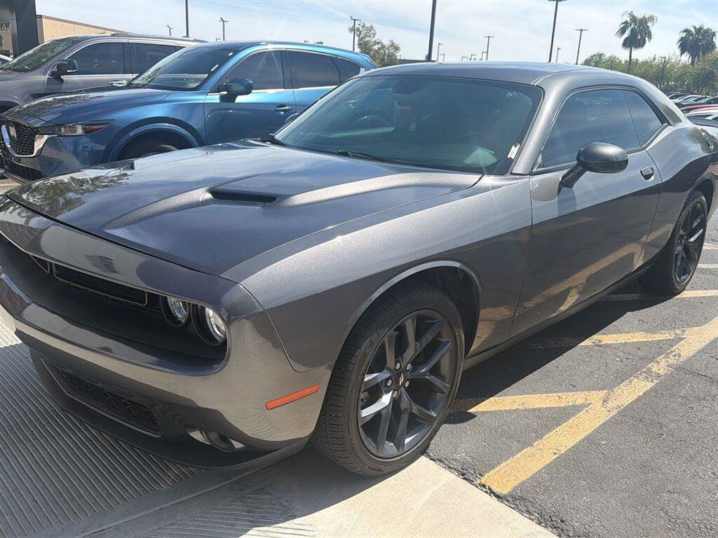 Used 2020 Dodge Challenger SXT w/ Blacktop Package RWD image 1