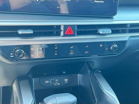 New 2026 Kia Sorento LX FWD image 15