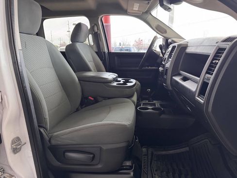 Used 2016 RAM 3500 Tradesman w/ Chrome Appearance Group image 13