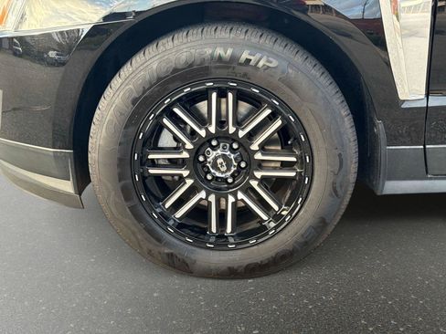 Used 2016 Cadillac SRX Luxury w/ Driver Awareness Package image 9