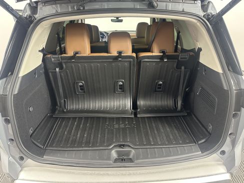 Used 2025 Nissan Pathfinder Platinum w/ Cargo Package FWD image 21