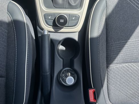 New 2025 Hyundai Venue Limited image 21