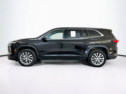 Used 2025 Buick Enclave Preferred image 4