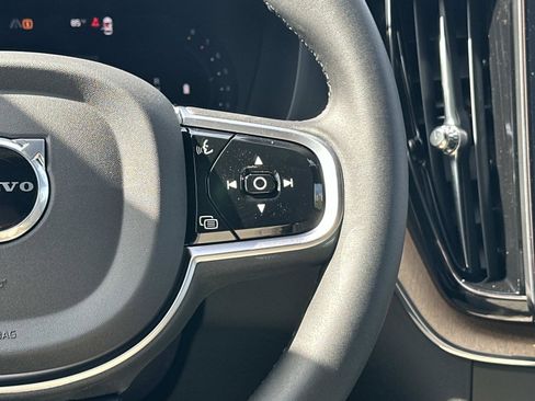 New 2026 Volvo XC60 B5 Plus w/ Protection Package Premier image 9
