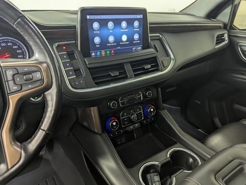 Used 2021 Chevrolet Suburban High Country image 14