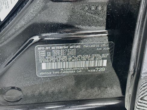 Used 2024 Mitsubishi Mirage ES FWD image 12